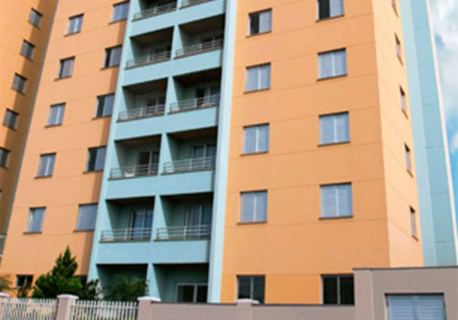 Portal das Laranjeiras - Apartamento  em Osasco - Vista externa do empreendimento